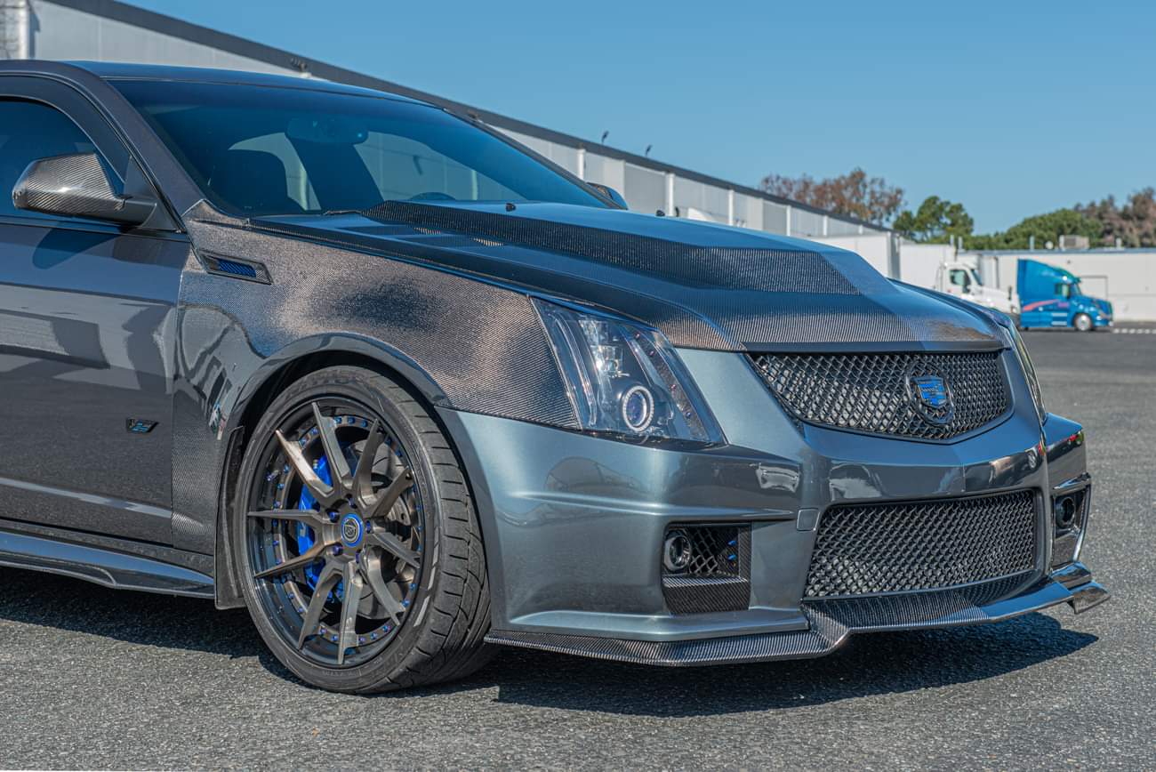 2009-2015 CTS-V V2 | Carbon Fiber Fenders